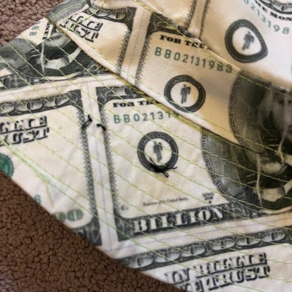 Blohsh Billie Eilish Reversible Bucket Hat - Picture 4 of 9